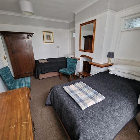 Avon Manor Guest House Lee-on-the-Solent Exterior photo